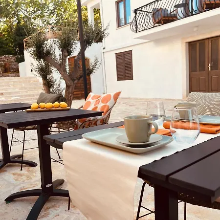 Frühstückspension 366