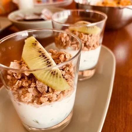 366 Alojamento de Acomodação e Pequeno-almoço *