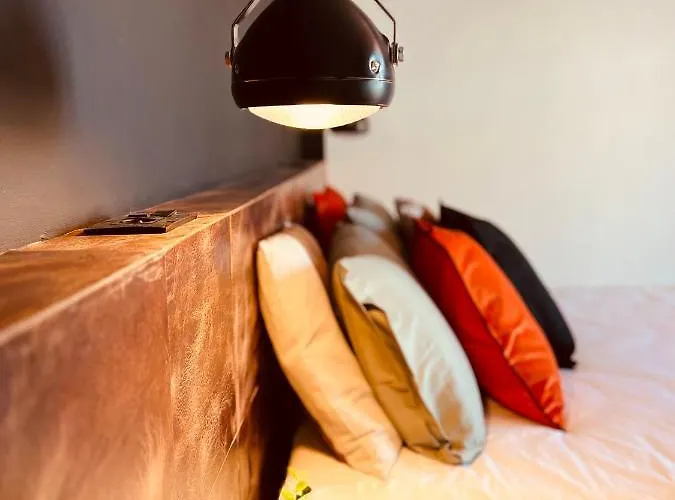 366 Bed & Breakfast